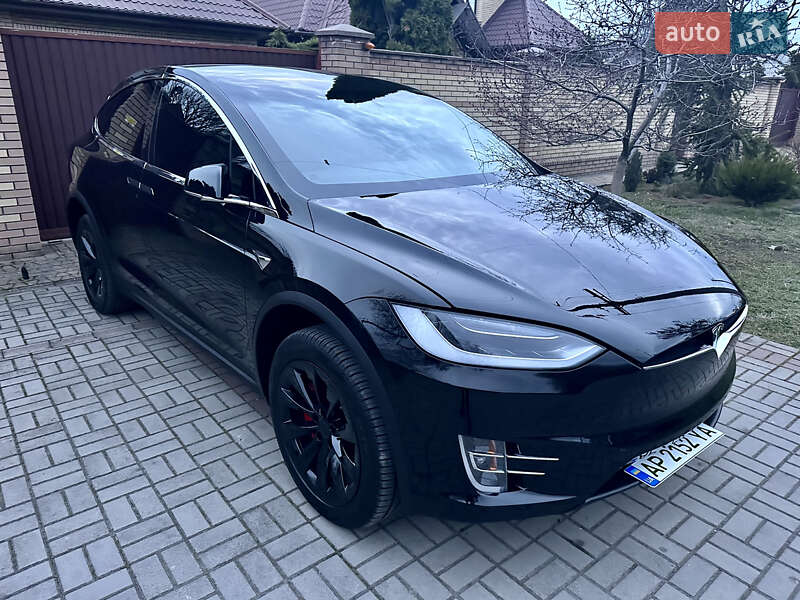 Позашляховик / Кросовер Tesla Model X 2018 в Хмельницькому