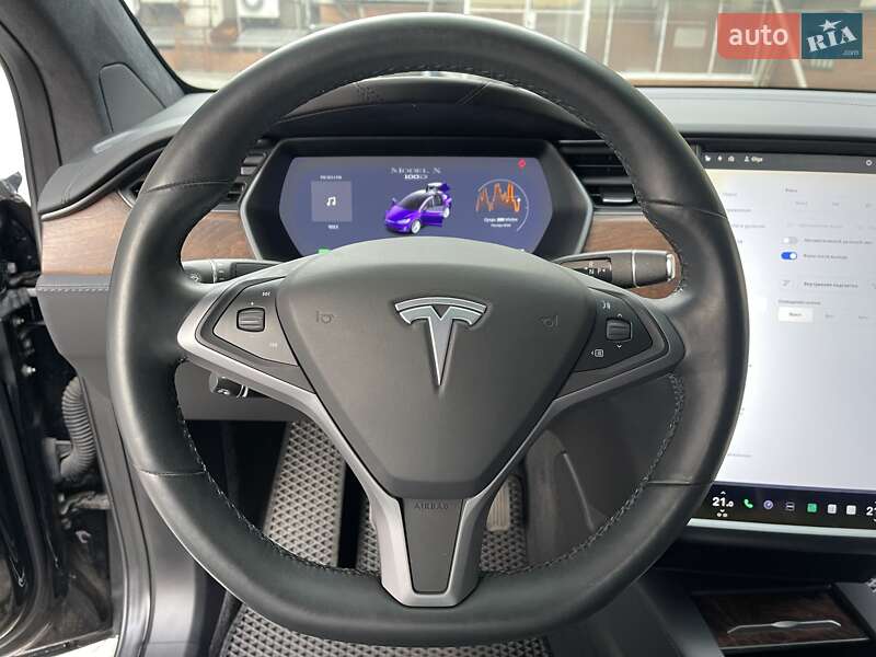Позашляховик / Кросовер Tesla Model X 2019 в Києві фото 11 Позашляховик / Кросовер Tesla Model X 2019 в Києві