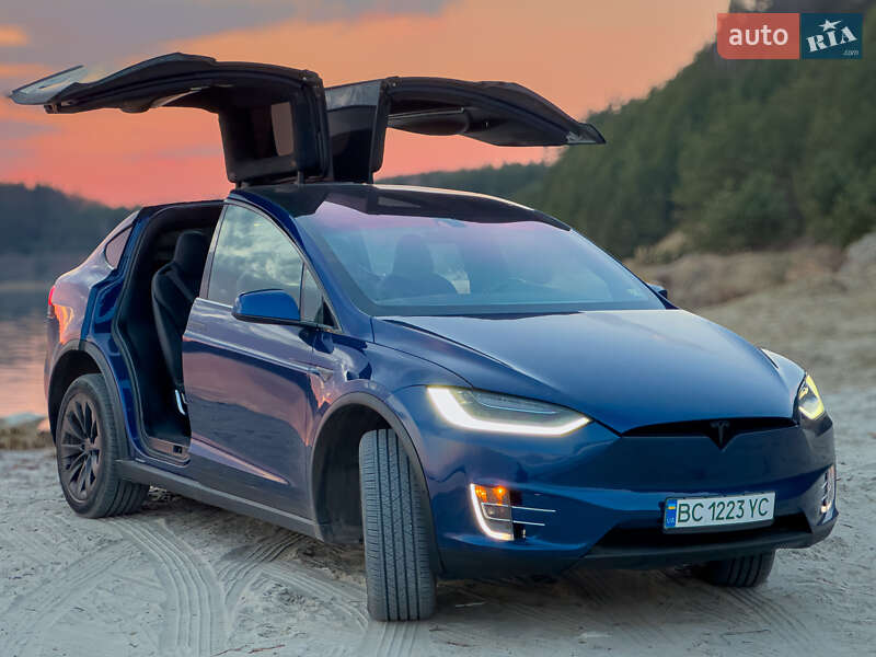 Внедорожник / Кроссовер Tesla Model X 2016 в Львове