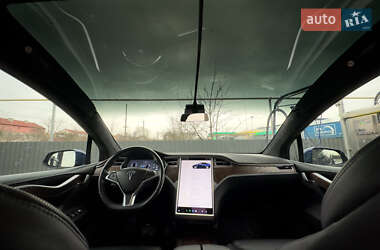 Позашляховик / Кросовер Tesla Model X 2016 в 