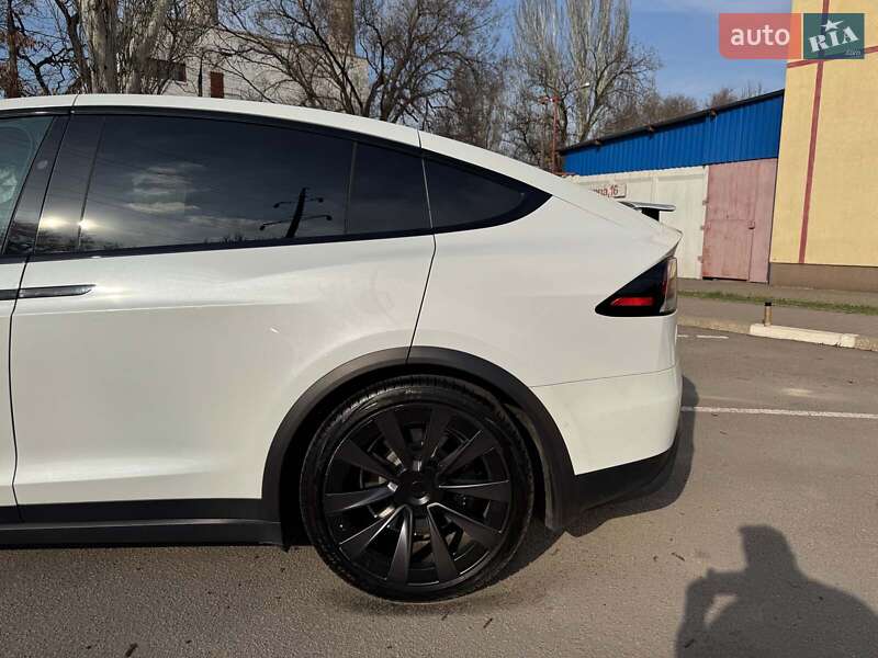 Внедорожник / Кроссовер Tesla Model X 2022 в Запорожье