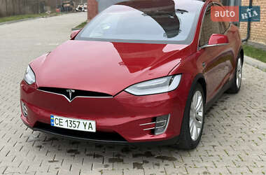 Позашляховик / Кросовер Tesla Model X 2016 в 