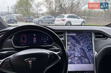 Позашляховик / Кросовер Tesla Model X 2016 в 