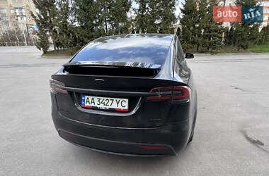 Позашляховик / Кросовер Tesla Model X 2017 в 