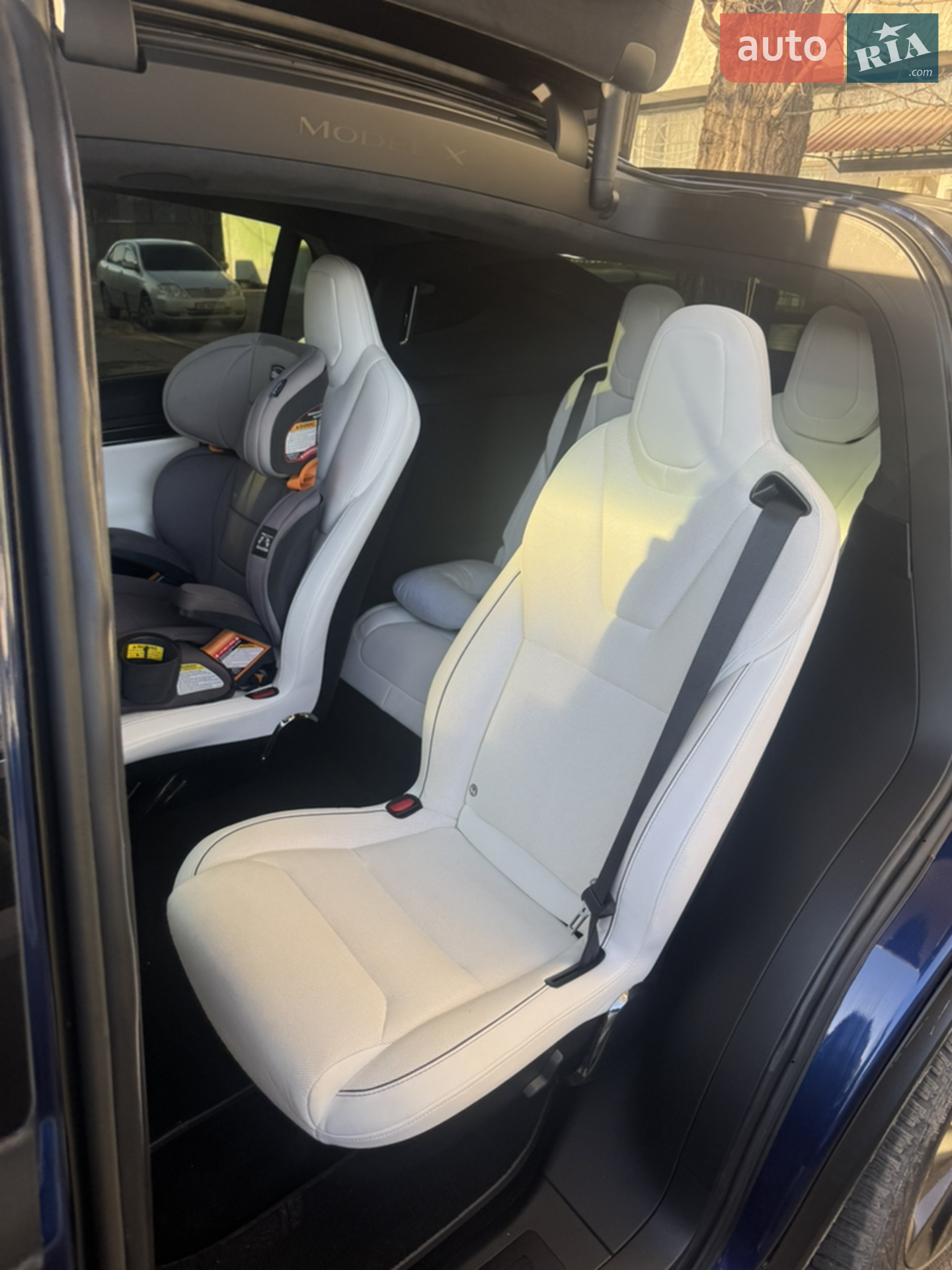 2022 Tesla Model X - мініатюра 23