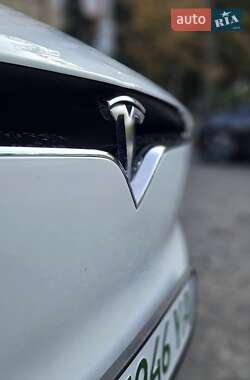 Позашляховик / Кросовер Tesla Model X 2017 в Харкові