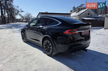 Позашляховик / Кросовер Tesla Model X 2019 в 