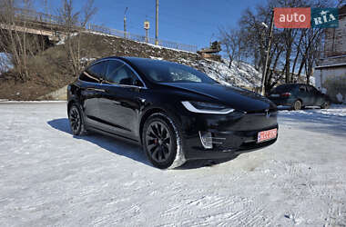 Позашляховик / Кросовер Tesla Model X 2019 в 