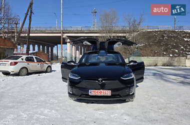 Позашляховик / Кросовер Tesla Model X 2019 в 