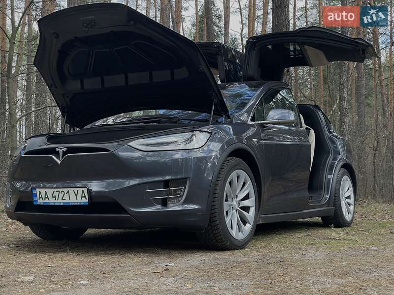 Позашляховик / Кросовер Tesla Model X 2020 в Броварах