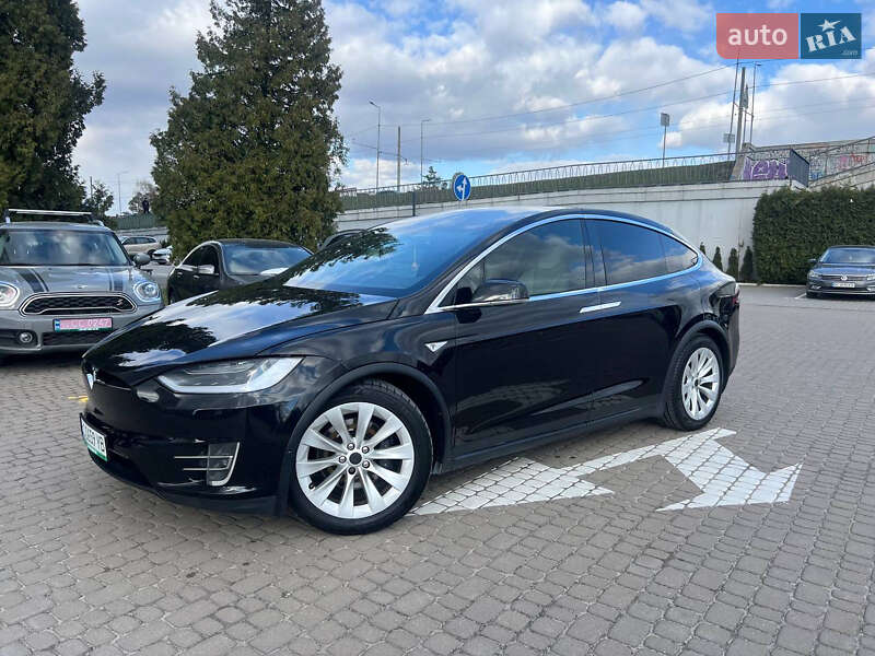 Внедорожник / Кроссовер Tesla Model X 2016 в Львове