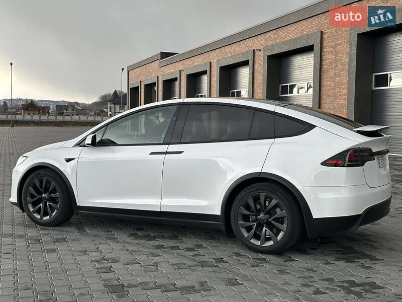 Внедорожник / Кроссовер Tesla Model X 2022 в Черновцах