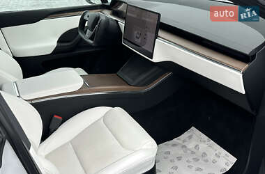 Позашляховик / Кросовер Tesla Model X 2022 в 