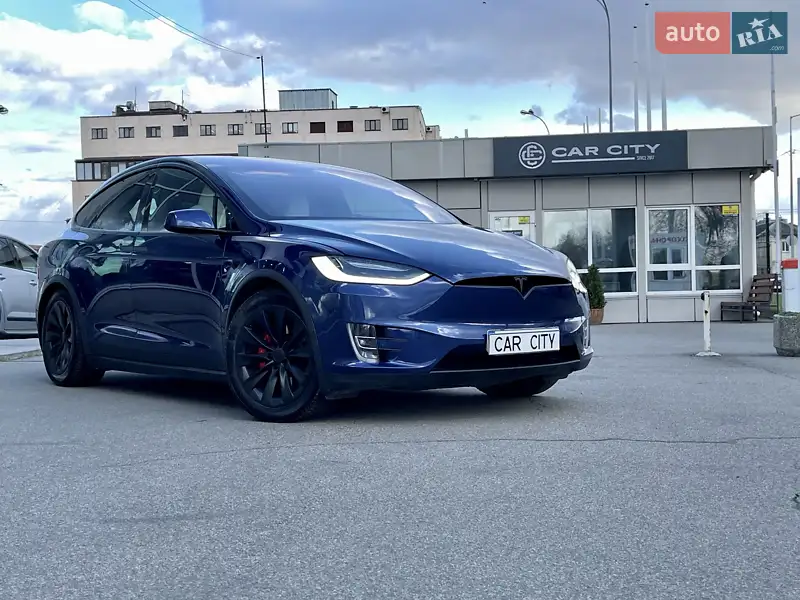 Внедорожник / Кроссовер Tesla Model X 2019 в 