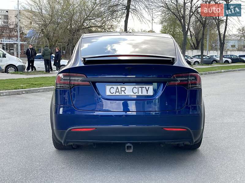 Внедорожник / Кроссовер Tesla Model X 2019 в Киеве