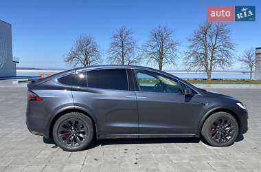 Внедорожник / Кроссовер Tesla Model X 2018 в 