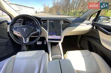 Внедорожник / Кроссовер Tesla Model X 2018 в 
