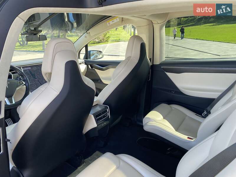 Внедорожник / Кроссовер Tesla Model X 2018 в Кременчуге фото 17 Внедорожник / Кроссовер Tesla Model X 2018 в Кременчуге