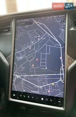 Внедорожник / Кроссовер Tesla Model X 2018 в 
