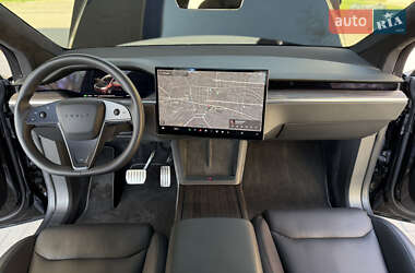 Внедорожник / Кроссовер Tesla Model X 2023 в 