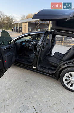 Внедорожник / Кроссовер Tesla Model X 2019 в Львове