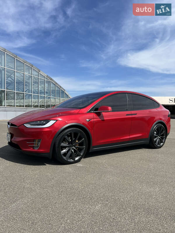 Внедорожник / Кроссовер Tesla Model X 2020 в Киеве