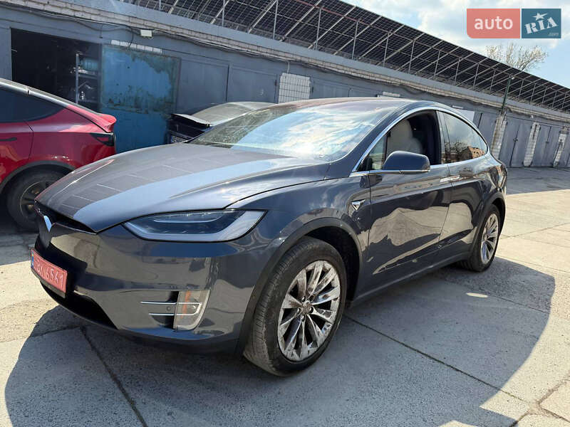 Позашляховик / Кросовер Tesla Model X 2020 в Дніпрі
