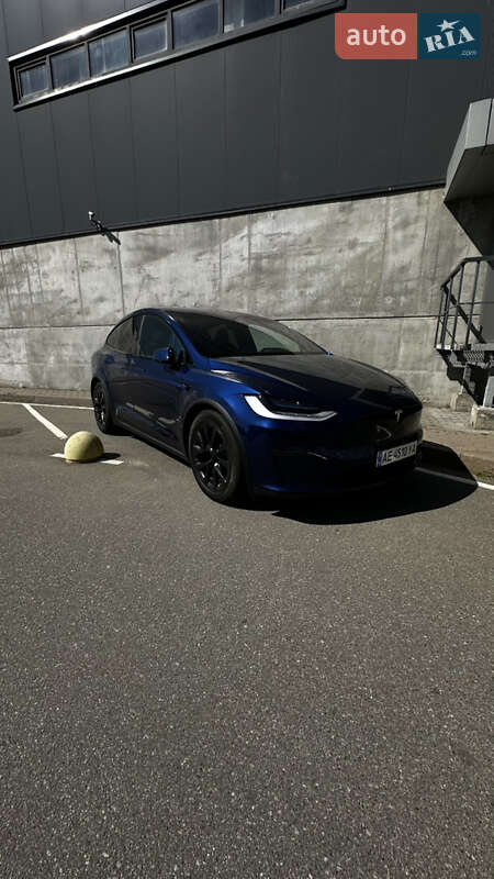 Позашляховик / Кросовер Tesla Model X 2022 в 