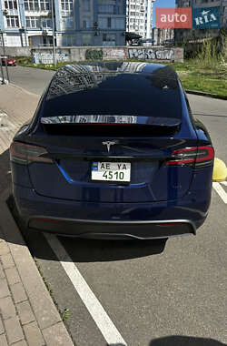 Позашляховик / Кросовер Tesla Model X 2022 в 