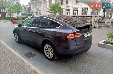 Внедорожник / Кроссовер Tesla Model X 2017 в 
