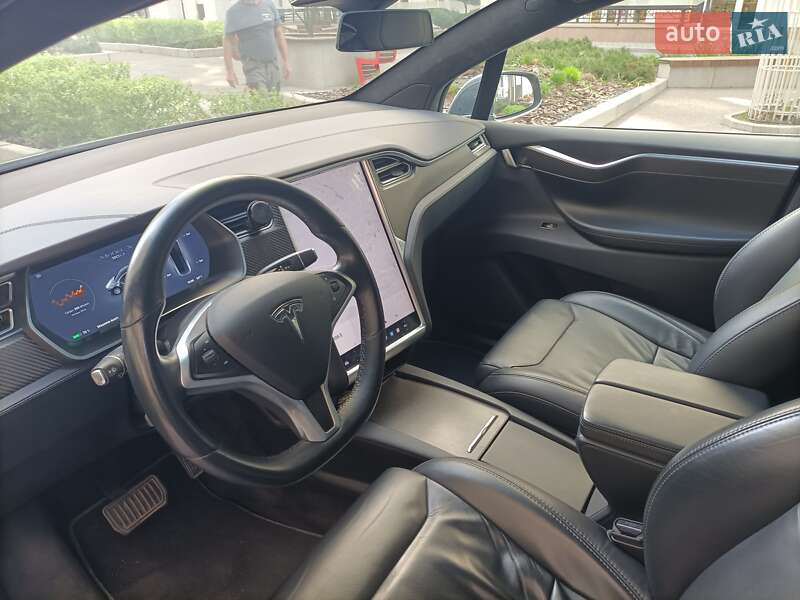 Позашляховик / Кросовер Tesla Model X 2017 в Києві фото 11 Позашляховик / Кросовер Tesla Model X 2017 в Києві