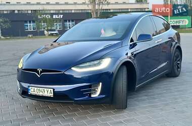 Позашляховик / Кросовер Tesla Model X 2017 в 