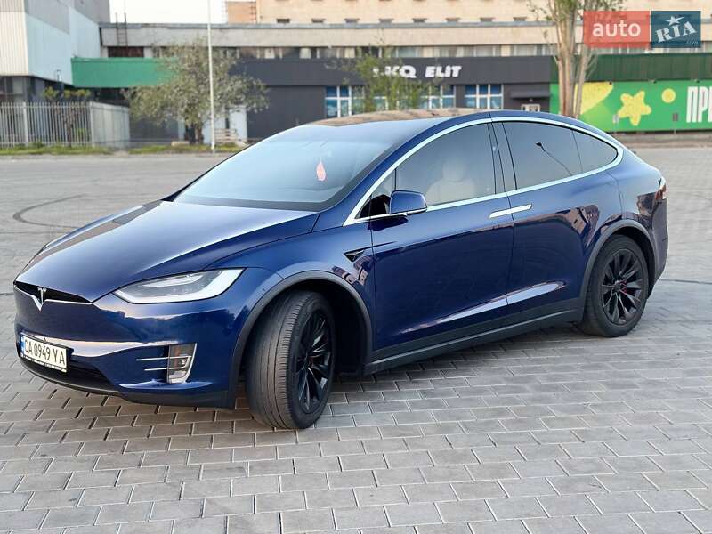 Внедорожник / Кроссовер Tesla Model X 2017 в Черкассах