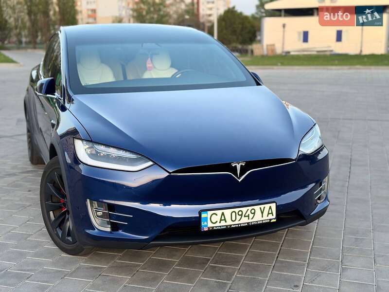 Внедорожник / Кроссовер Tesla Model X 2017 в Черкассах