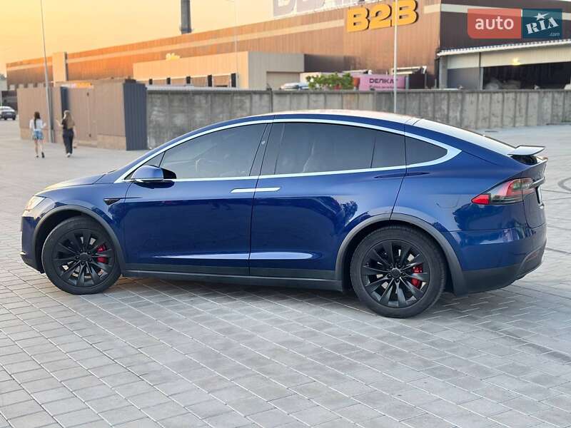 Внедорожник / Кроссовер Tesla Model X 2017 в Черкассах