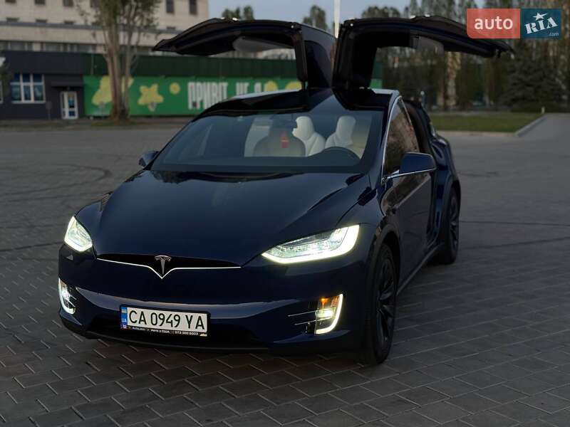 Внедорожник / Кроссовер Tesla Model X 2017 в Черкассах