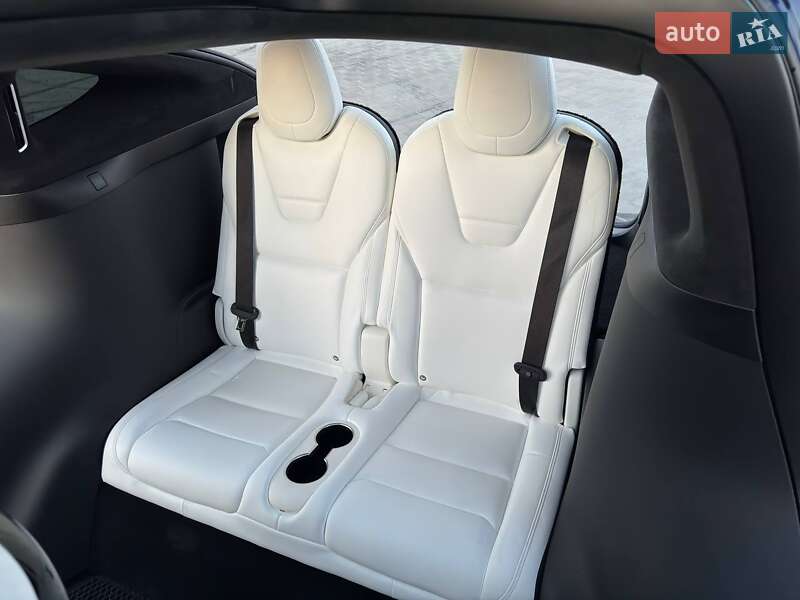 Внедорожник / Кроссовер Tesla Model X 2017 в Черкассах