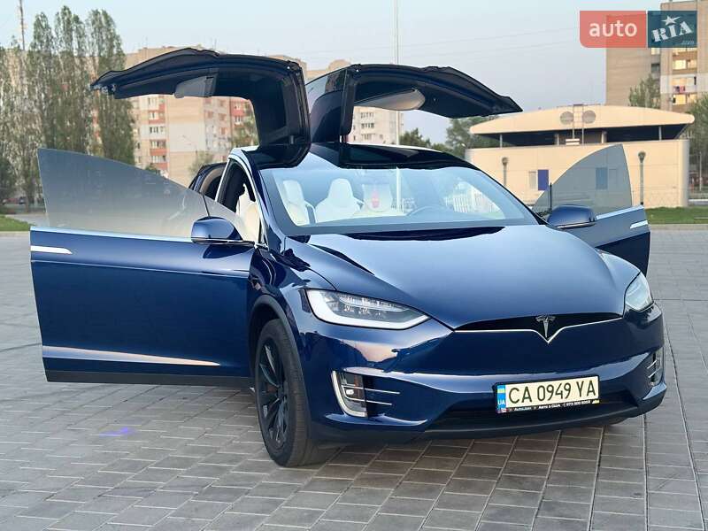 Внедорожник / Кроссовер Tesla Model X 2017 в Черкассах