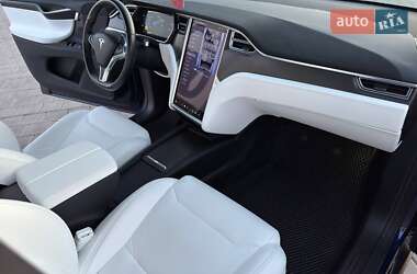 Внедорожник / Кроссовер Tesla Model X 2017 в Черкассах