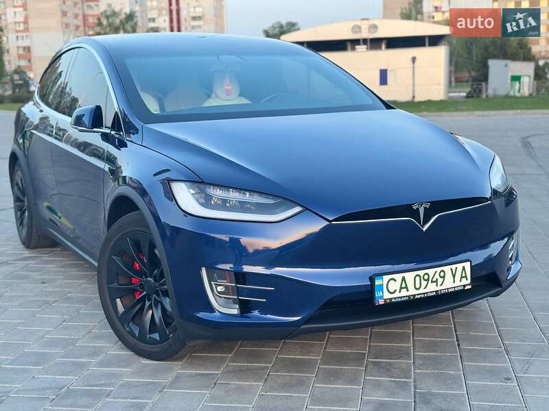 Внедорожник / Кроссовер Tesla Model X 2017 в Черкассах