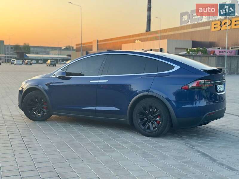 Внедорожник / Кроссовер Tesla Model X 2017 в Черкассах
