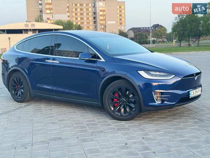 Внедорожник / Кроссовер Tesla Model X 2017 в Черкассах