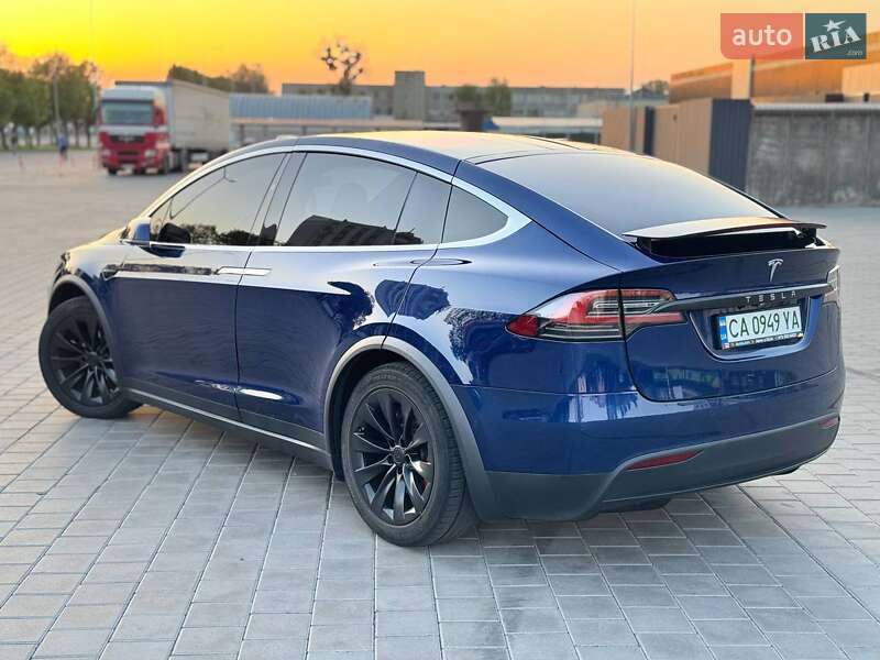Внедорожник / Кроссовер Tesla Model X 2017 в Черкассах