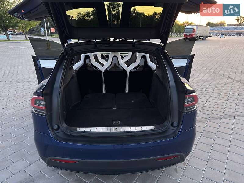 Внедорожник / Кроссовер Tesla Model X 2017 в Черкассах