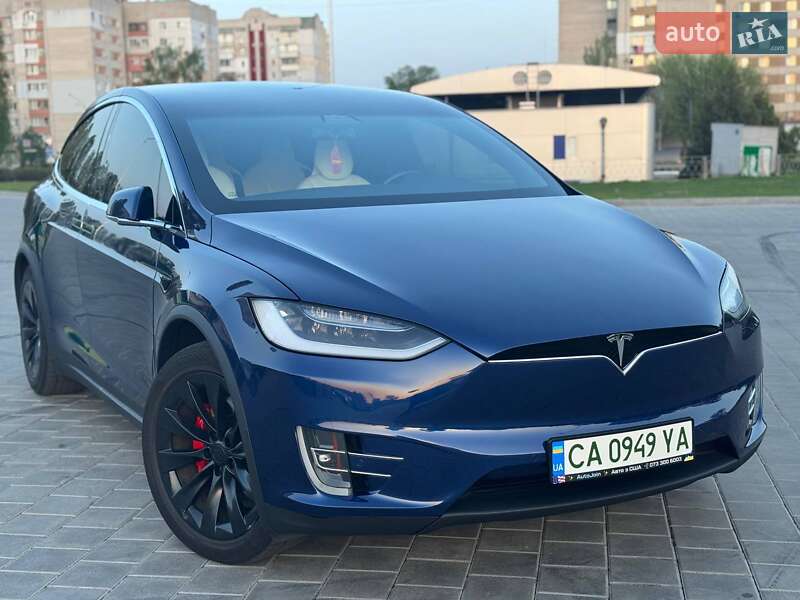 Внедорожник / Кроссовер Tesla Model X 2017 в Черкассах
