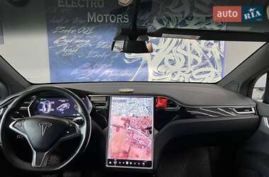 Внедорожник / Кроссовер Tesla Model X 2018 в 