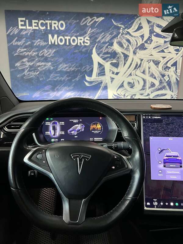 Позашляховик / Кросовер Tesla Model X 2018 в Вінниці