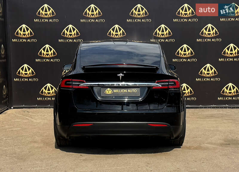 Позашляховик / Кросовер Tesla Model X 2018 в Києві