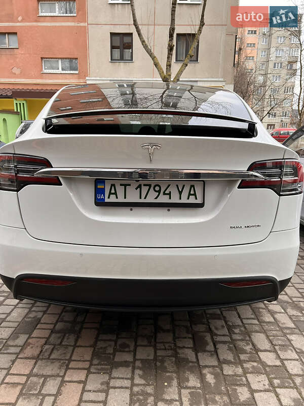 Внедорожник / Кроссовер Tesla Model X 2019 в Ивано-Франковске