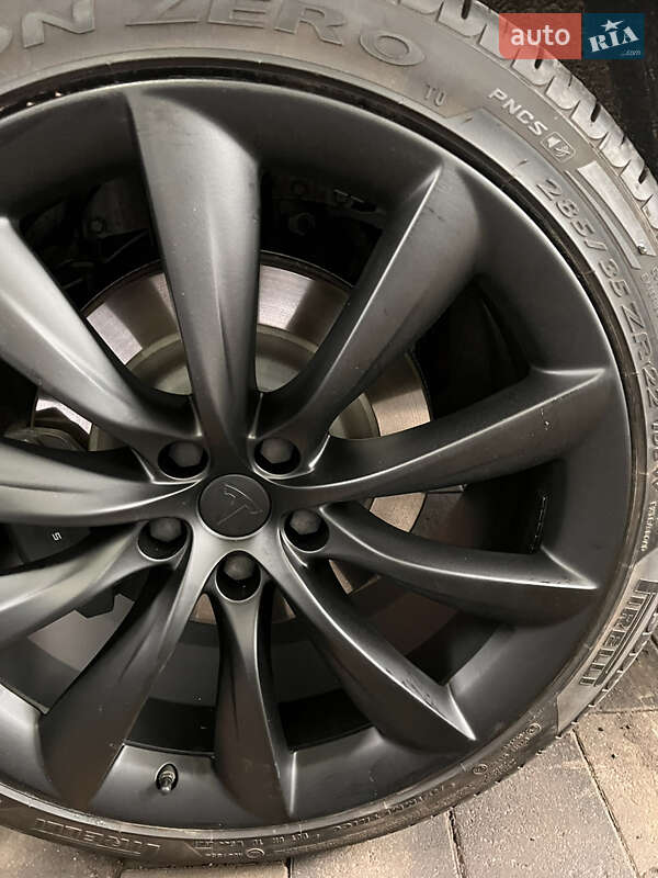 Внедорожник / Кроссовер Tesla Model X 2019 в Ивано-Франковске